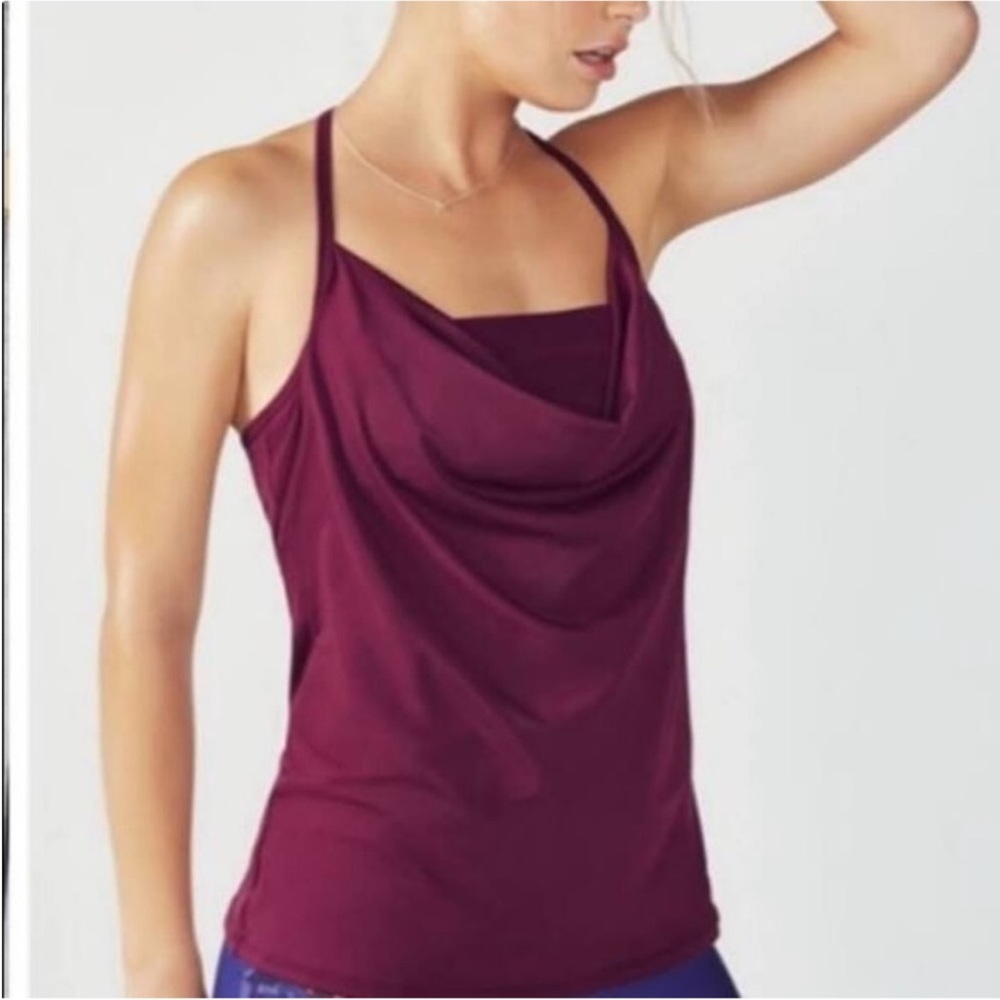 💚($55) Fabletics NWT Throw in the Cowl tank